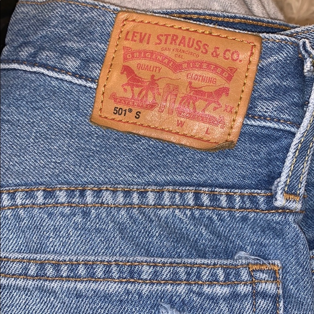 VINTAGE LEVIS - Picture 2 of 3